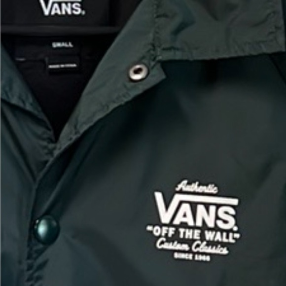 Vans Windbreaker, Waterproof Jacket - Picture 4 of 8